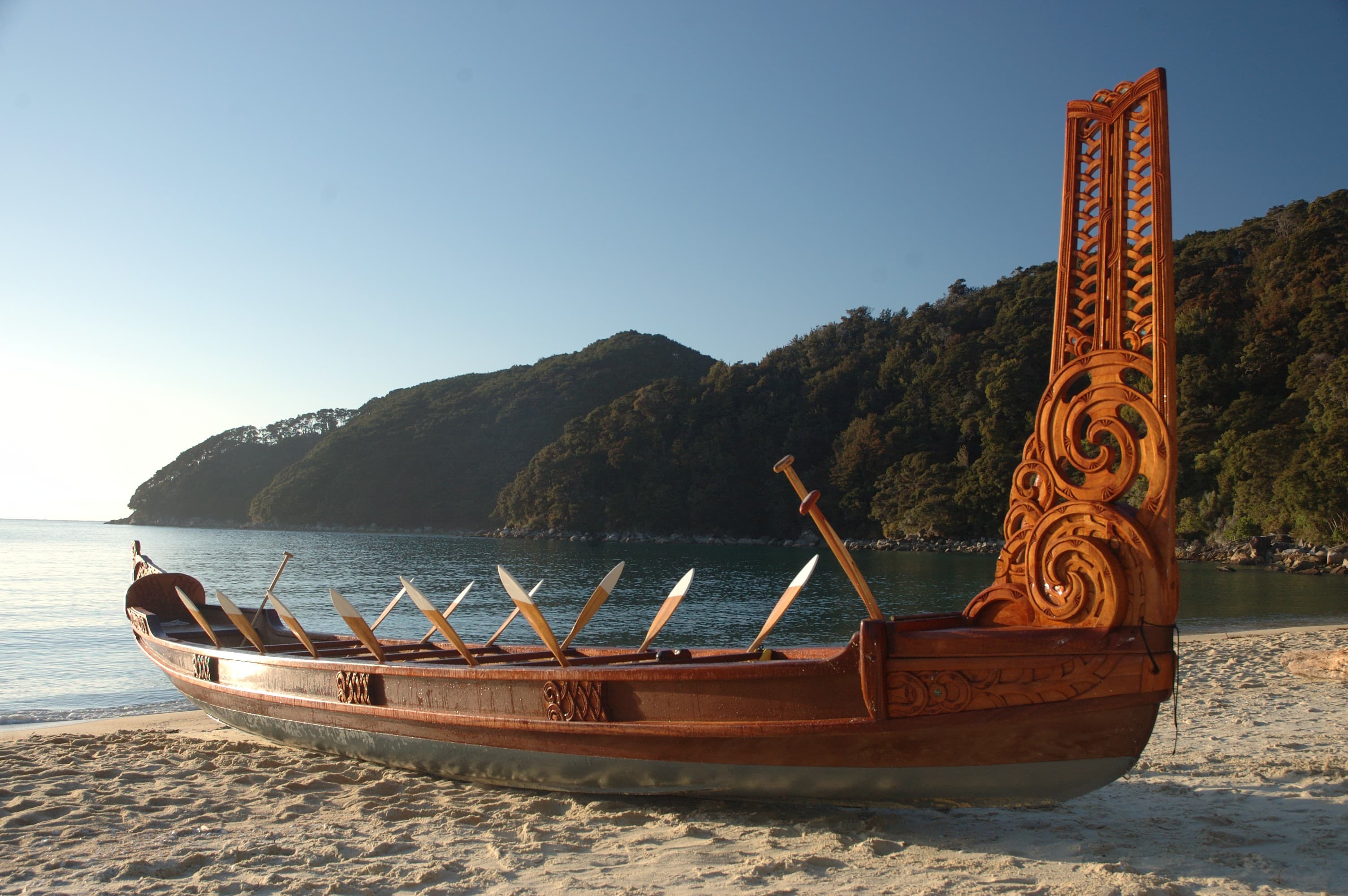 Te Ara Whakatere - Te Waka me te Moana